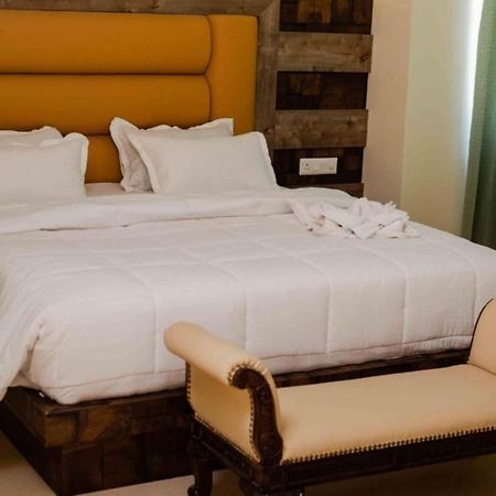 Hotel Grand Lotus Dimāpur Eksteriør billede